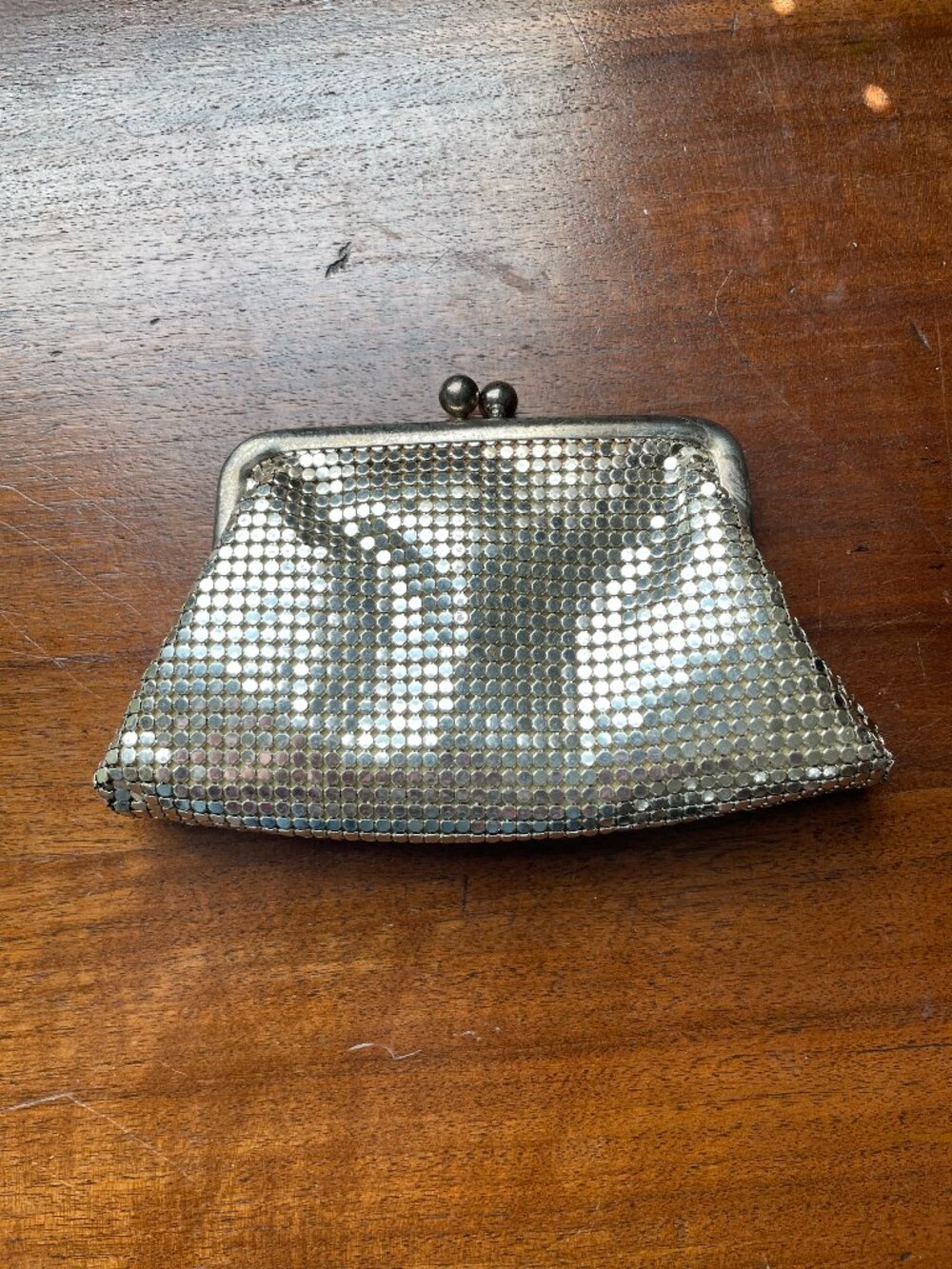 Whiting & Davis Silver Mesh Coin Purse Kiss Lock Vintage Made in USA